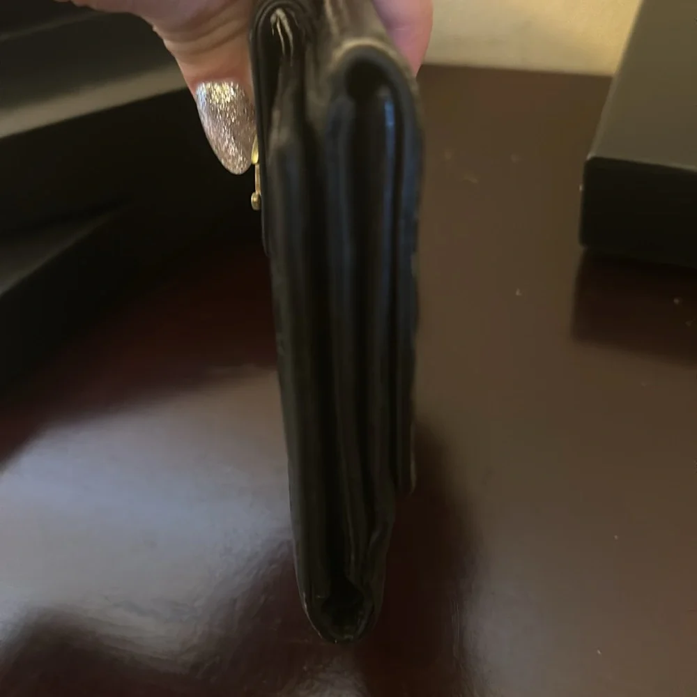 Chanel black compact wallet GUC! - Picture 3 of 9